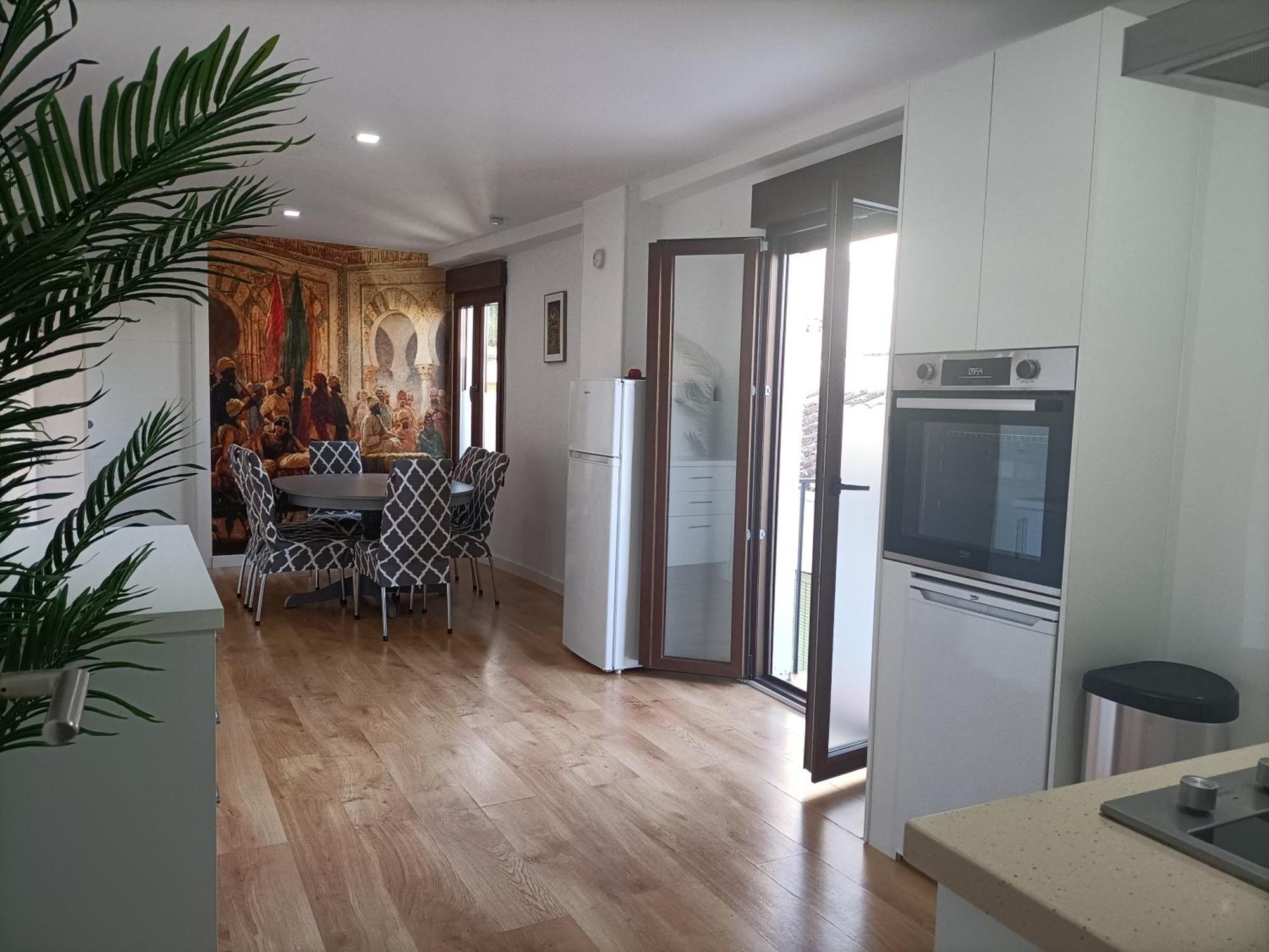 Madinat Garnata, Parking & Rooftop Terrace Casa vacanze